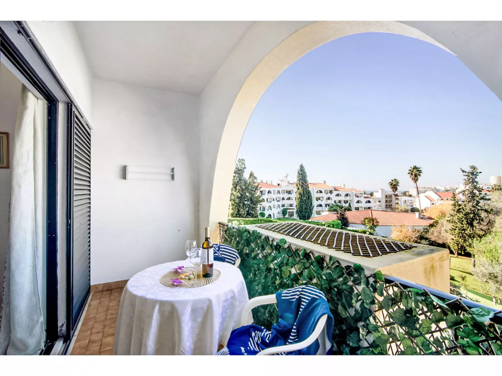 Anamar - Sunny Way-Buiten