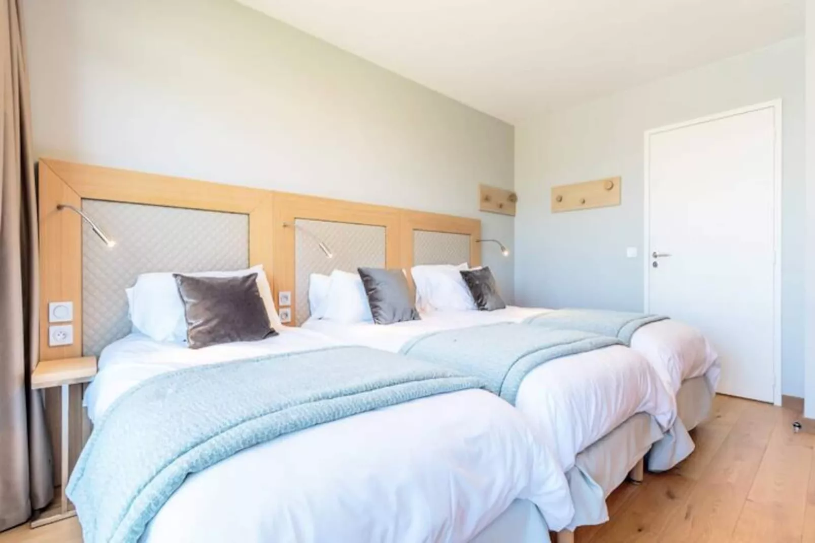 Résidence Les Monarques-Niet-getagd