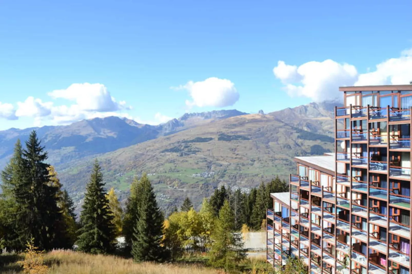 Résidence Bequi-rouge - Niet-getagd