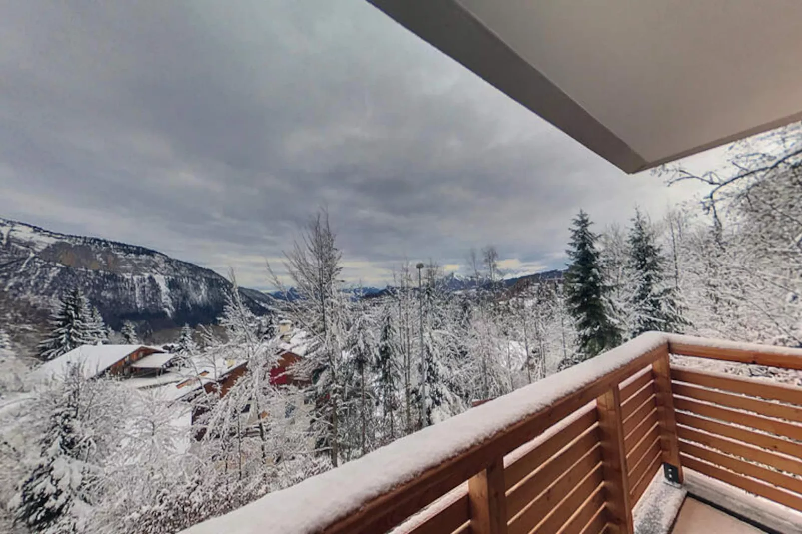 Appartements à Les Carroz-d'Arâches-Niet-getagd