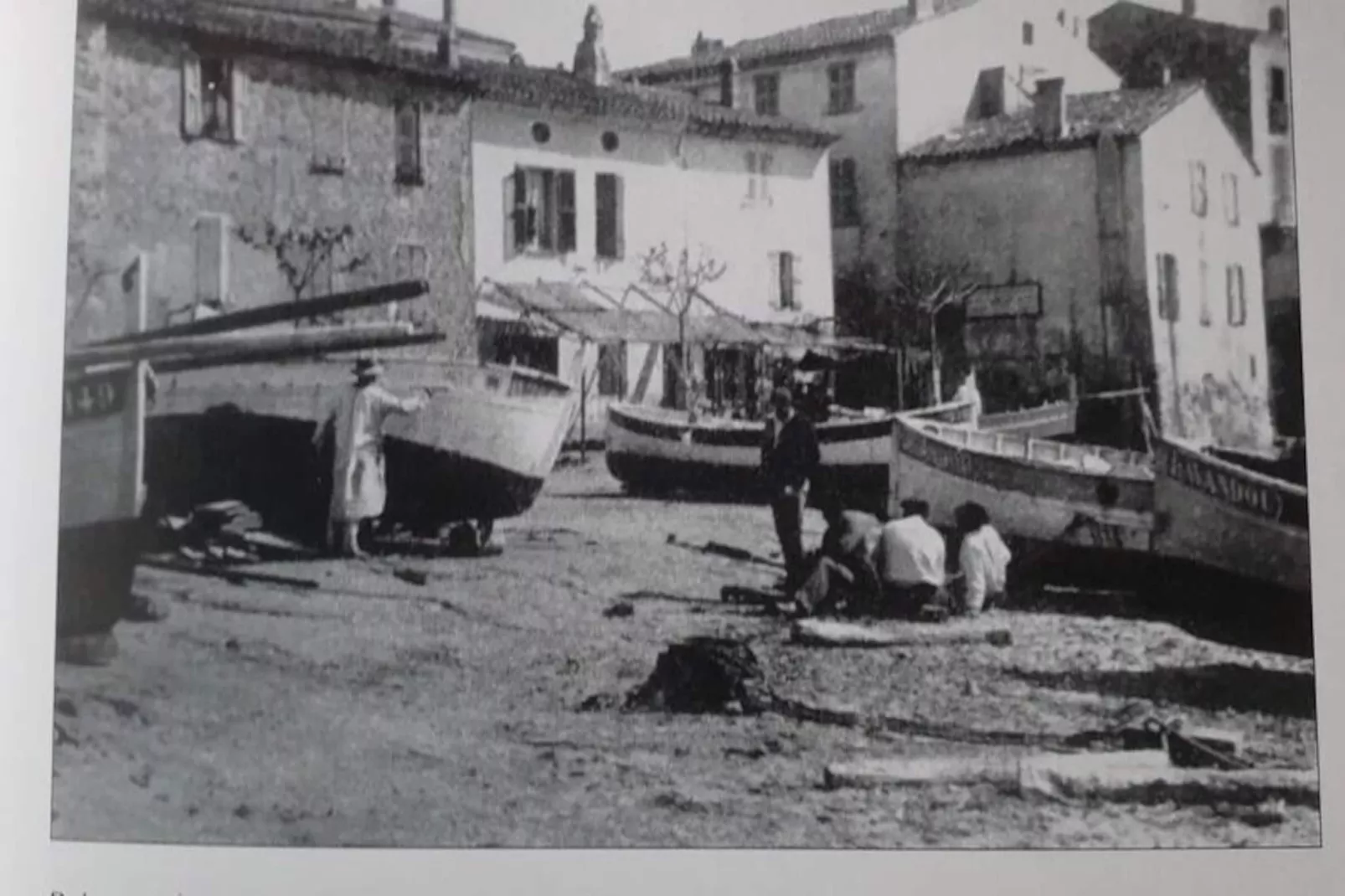 Résidence Balcon Des îles D'or. T2 Front De Mer Plein-centre-Niet-getagd