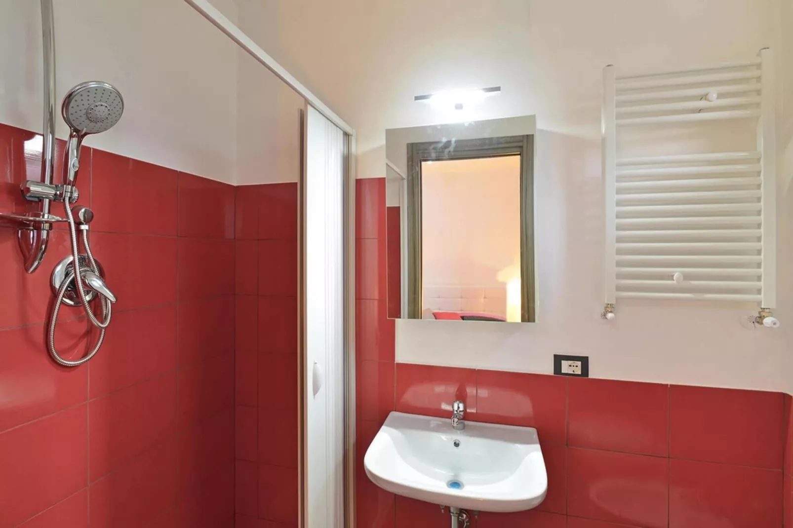 Villa Frati-Badkamer