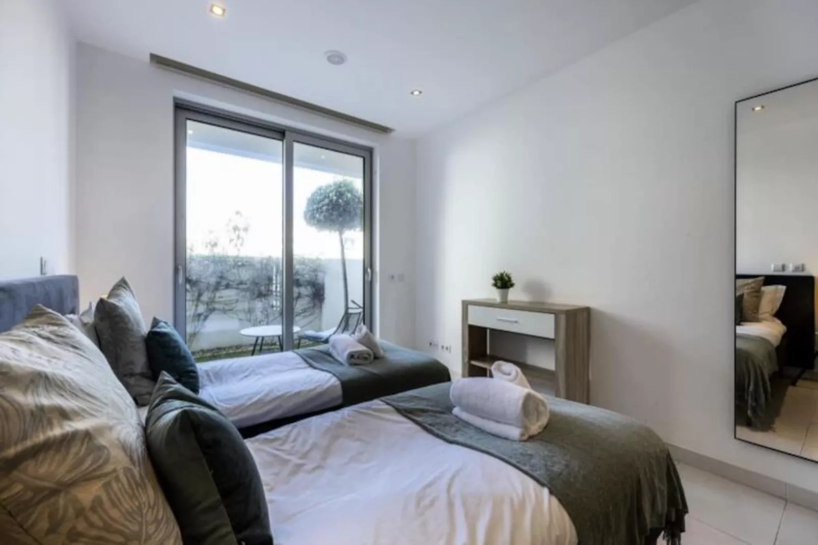 Zentuni Ocean Front-Niet-getagd