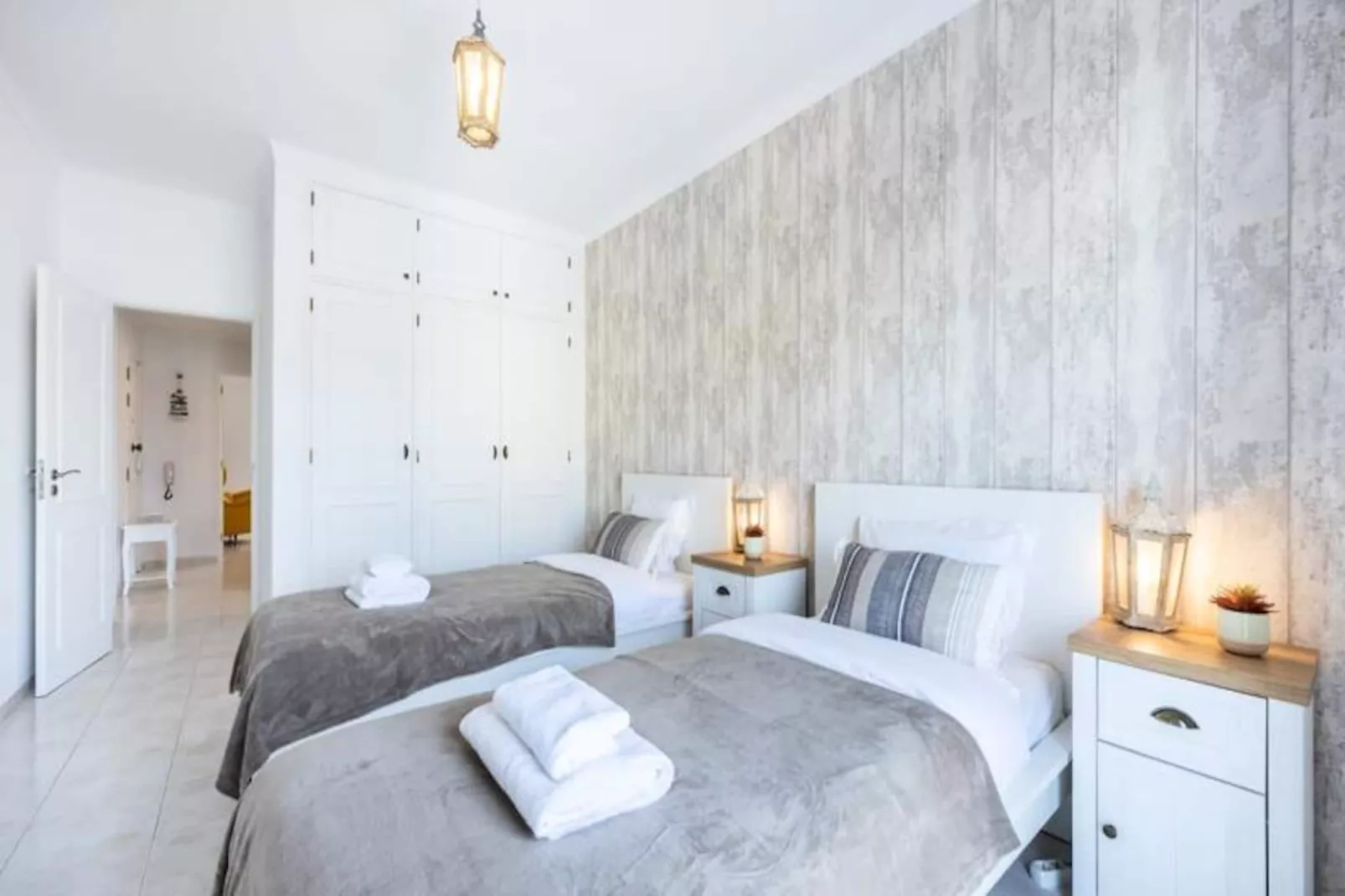 Stylish Seashore Apartment-Niet-getagd