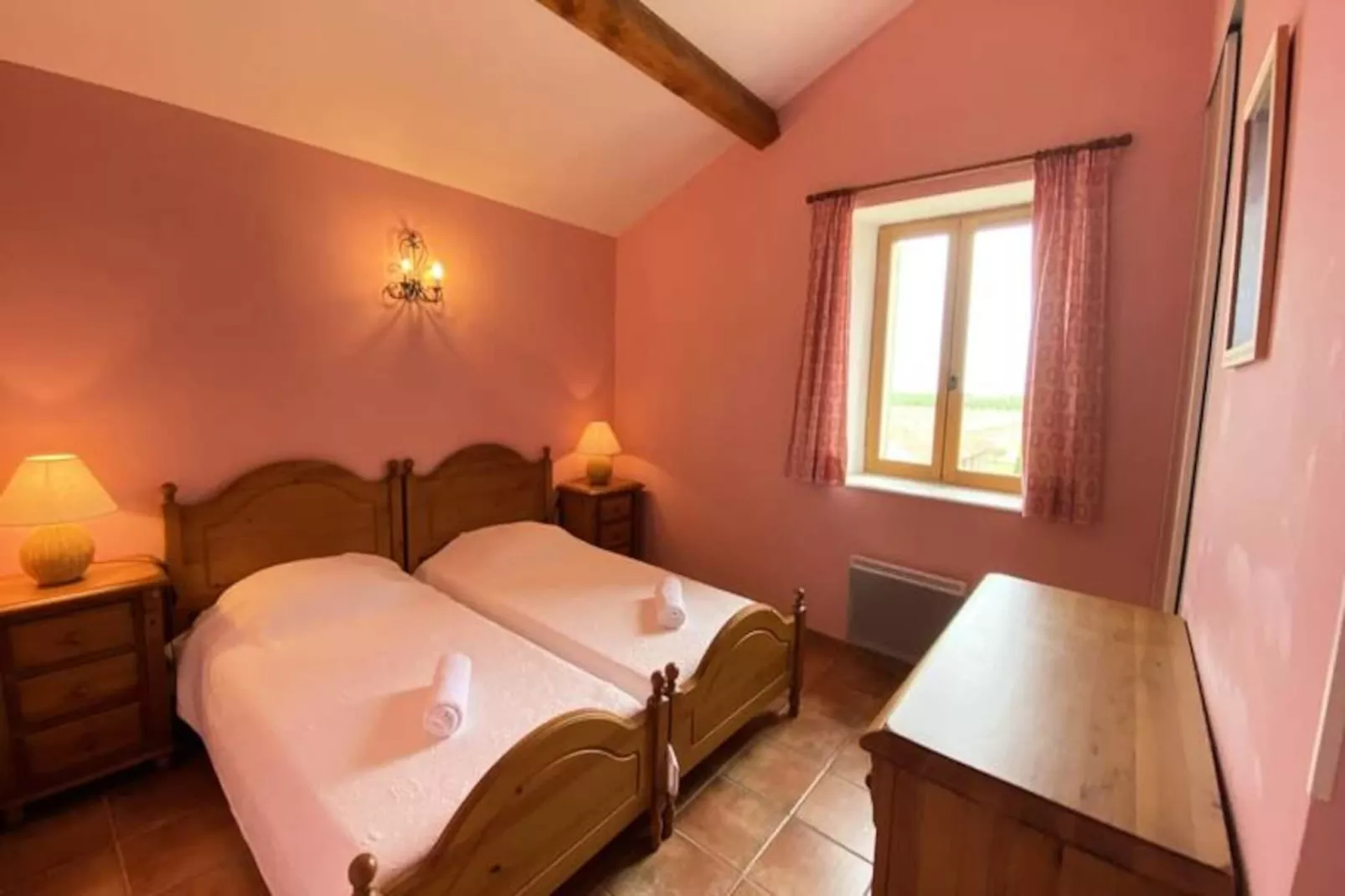 04b9 : Beau T3 Au Coeur Des Lavandes - Piscine-Niet-getagd