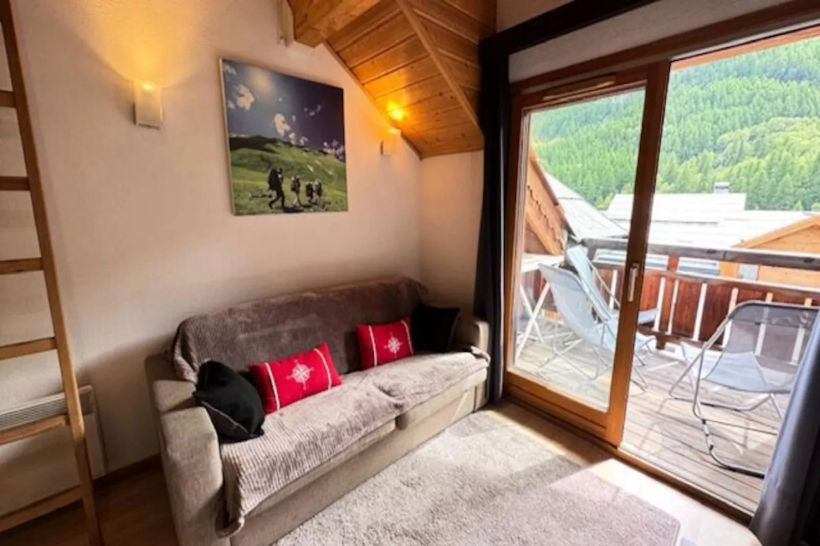 Résidence Eterlou-Niet-getagd