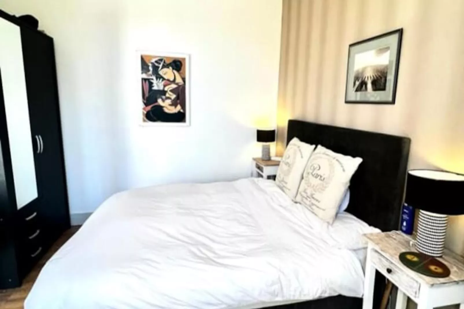 Résidence Maison De Vacances Au Centre-ville D'antibes Avec Piscine Priv&eacute;e-Niet-getagd