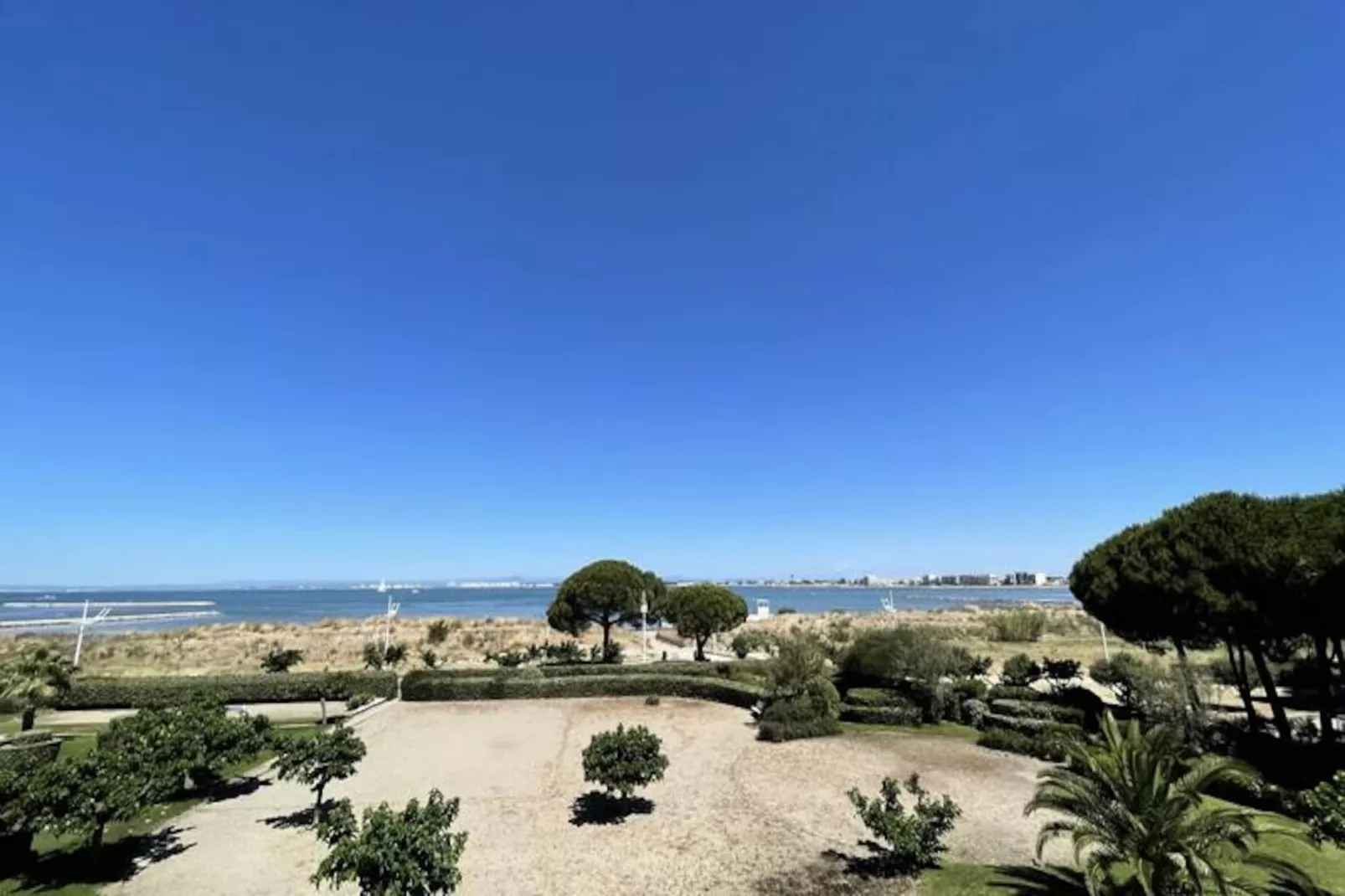 Résidence Le Flamant Appartement 2 Chambres Dernier &eacute;tage Vue Mer-Niet-getagd