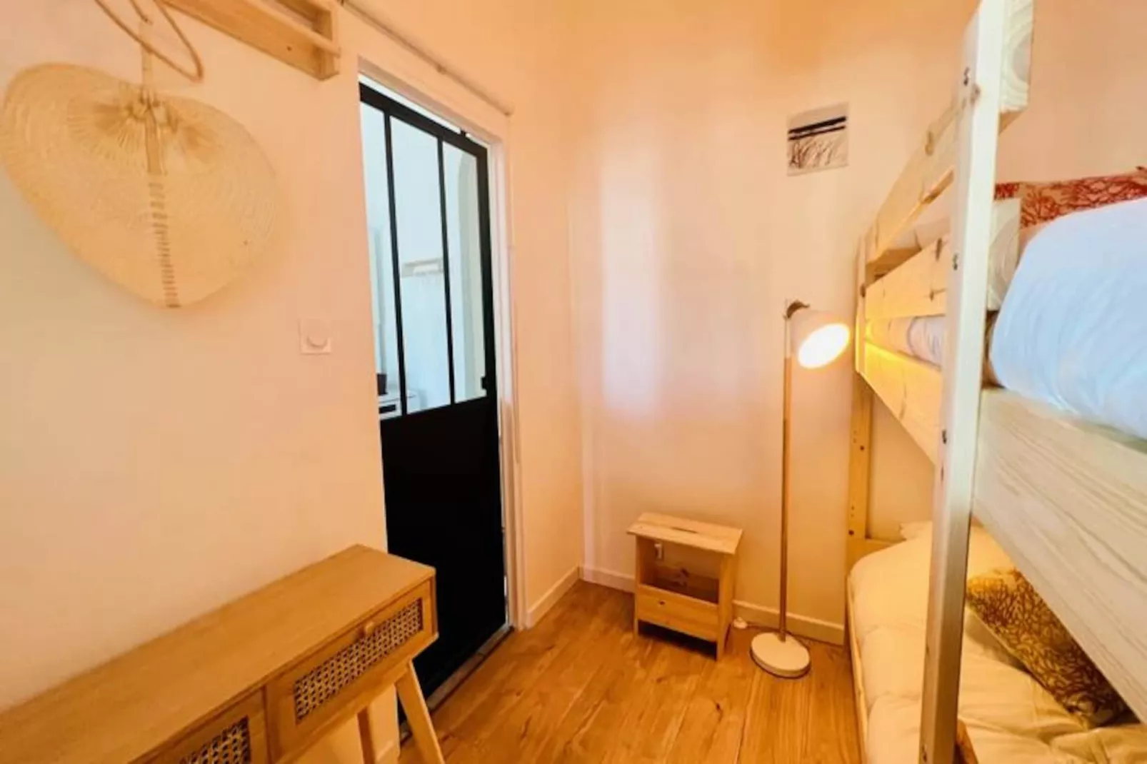 Résidence Terrasse Du Port -appartement 2 Chambres Avec Vue Sur Le Canal-Niet-getagd