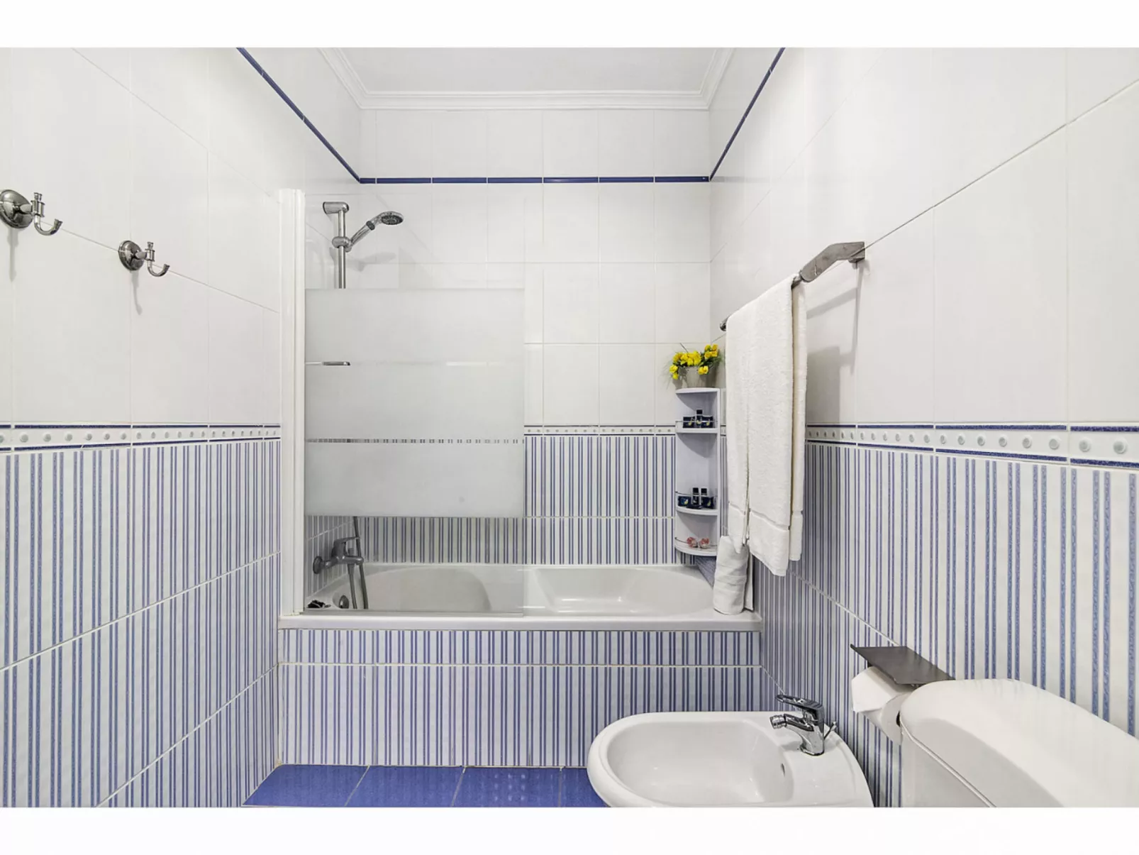 Manelito House - Sunny Way-Binnen