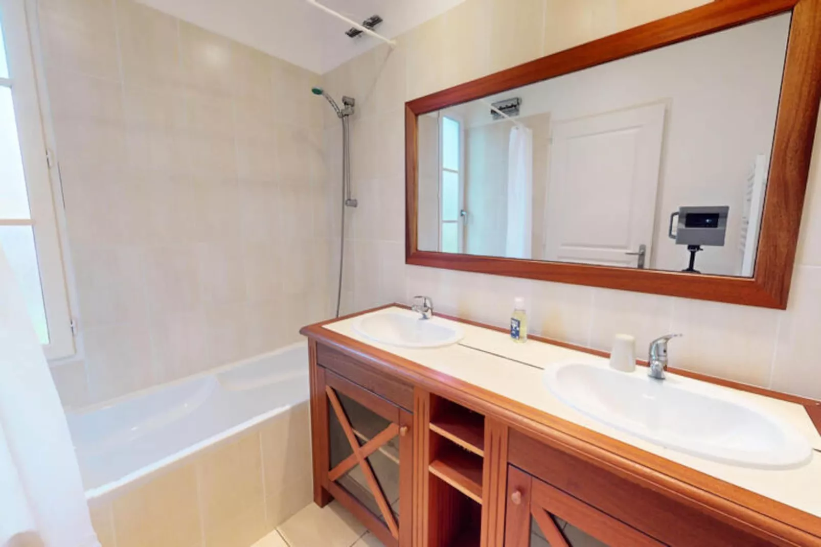 Maison à L'Aiguillon-sur-Vie-Niet-getagd