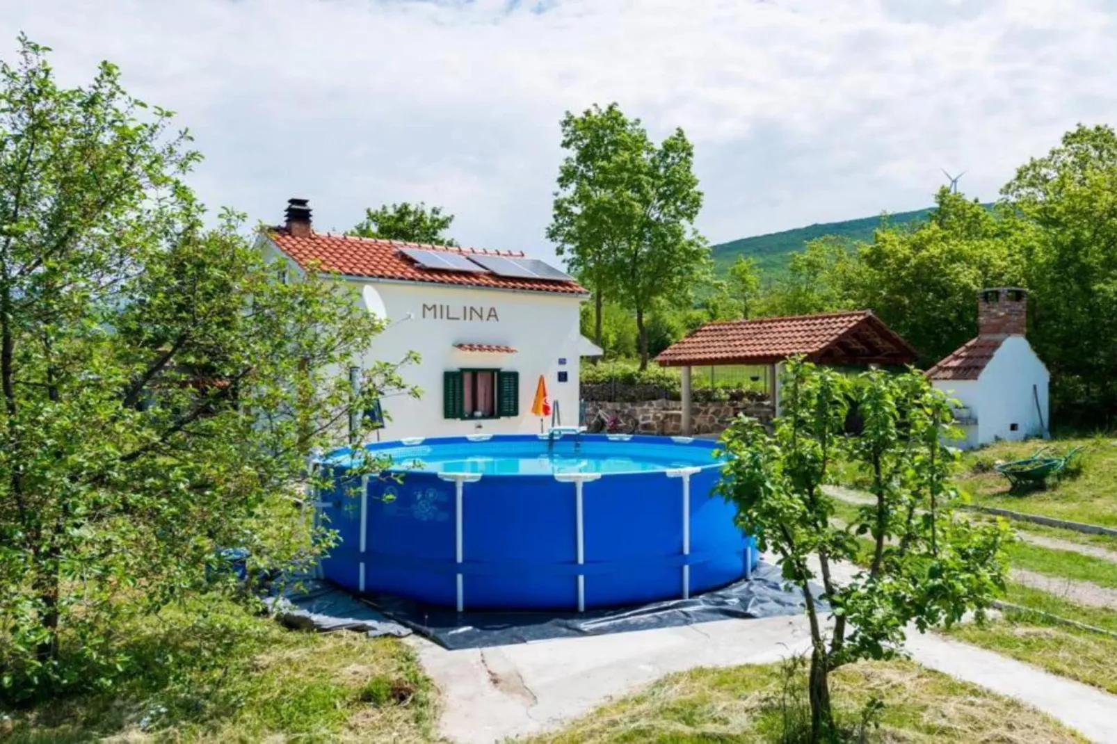Village Holiday House Ivan Kozina with Pool-Zwembad