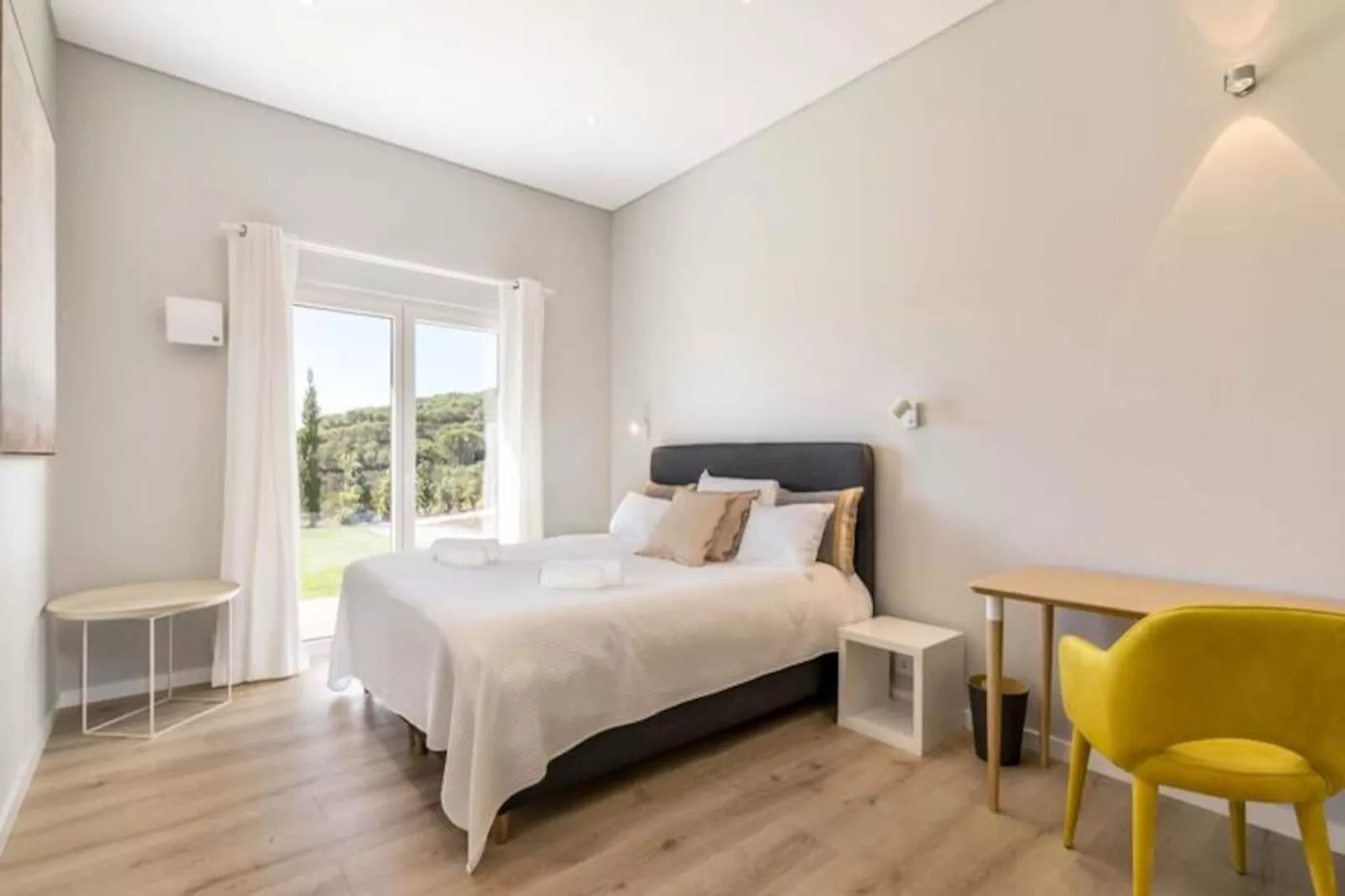 Vale De Agua-Niet-getagd