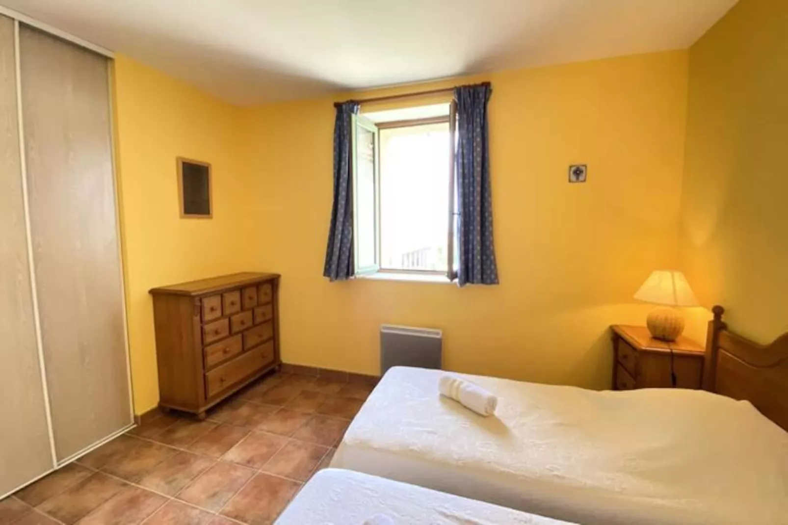 04b7 : Beau T3 Au Coeur Des Lavandes - Piscine-Niet-getagd