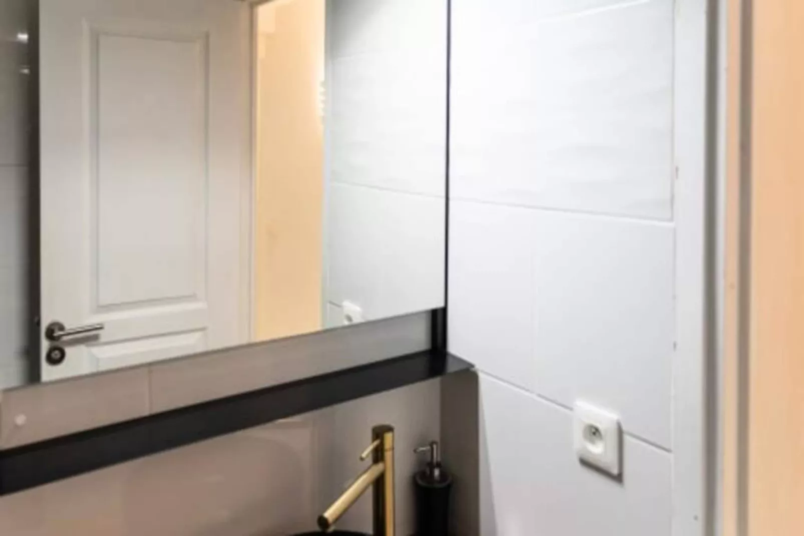 Résidence Appt Rez De Jardin  6 Personnes Avec Piscine, Tennis Et Parking Gratuit 21-Niet-getagd