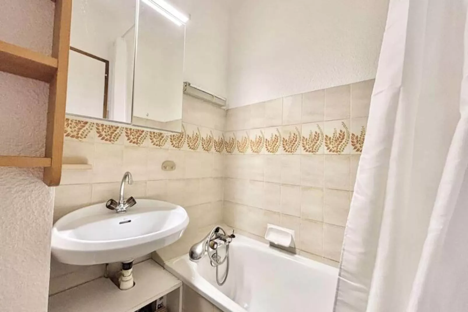 Résidence Le Reguet-Niet-getagd