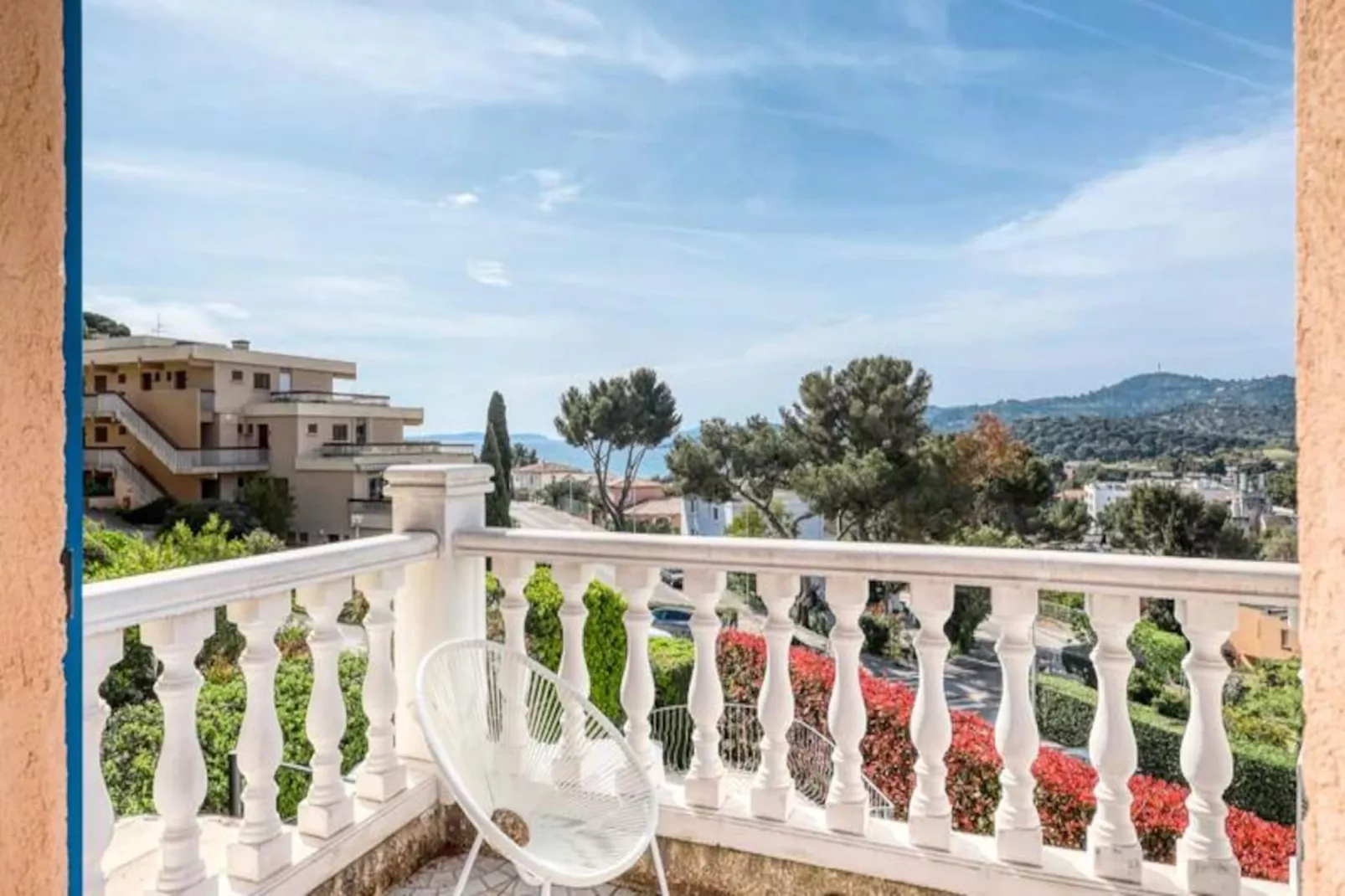 Résidence Vacances En Famille: Maison Avec Piscine & Vue Mer-Niet-getagd