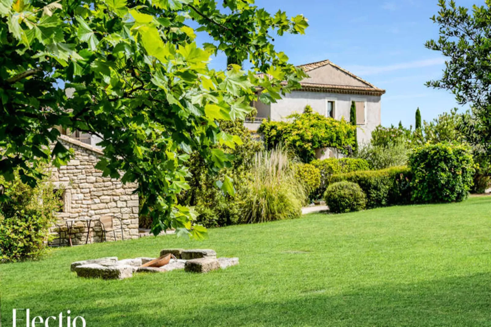 Loggia 11 Platane | R&eacute;sidence Les Petitons-Niet-getagd