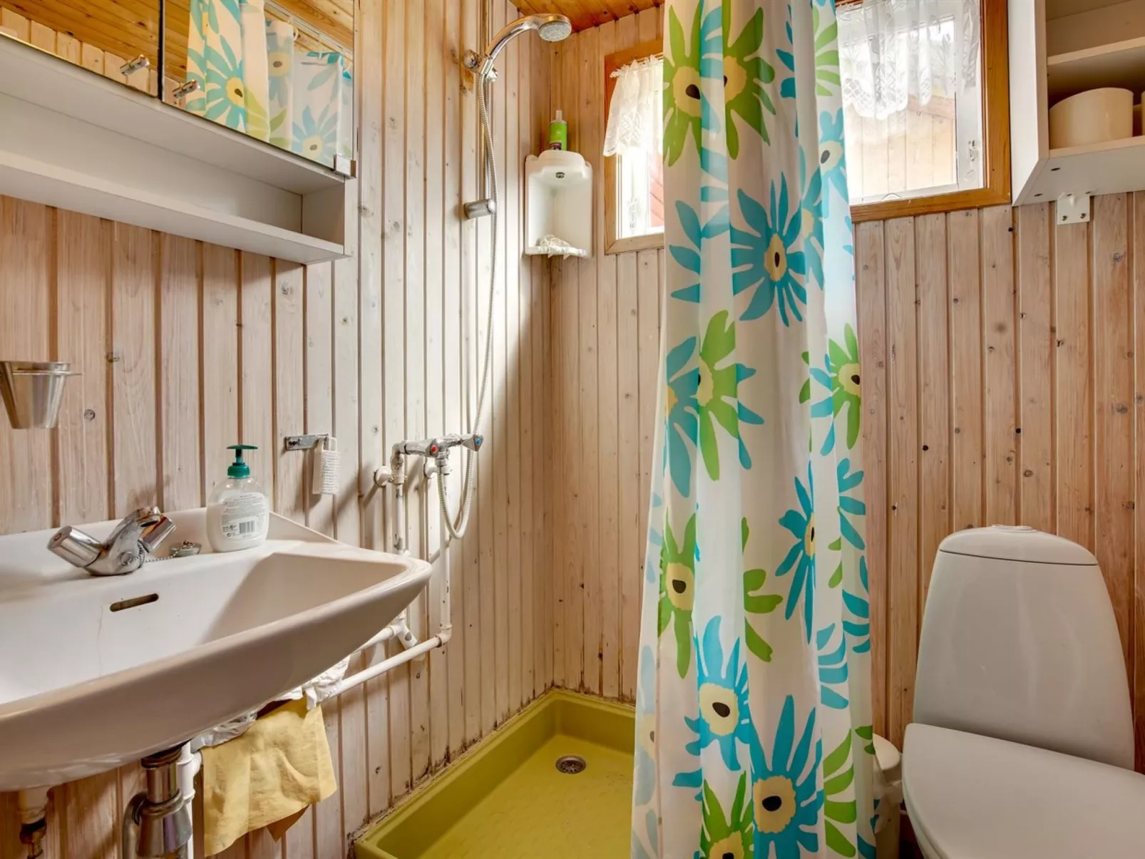 "Jule" - 600m from the sea-Binnen