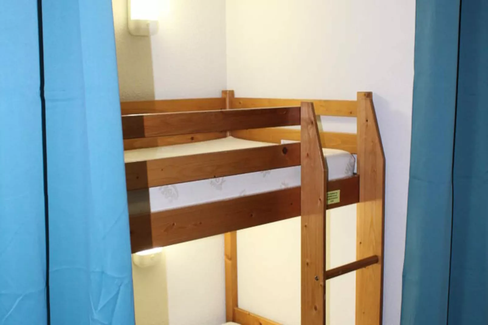 Les Chalets De Superd Gentiane-Niet-getagd