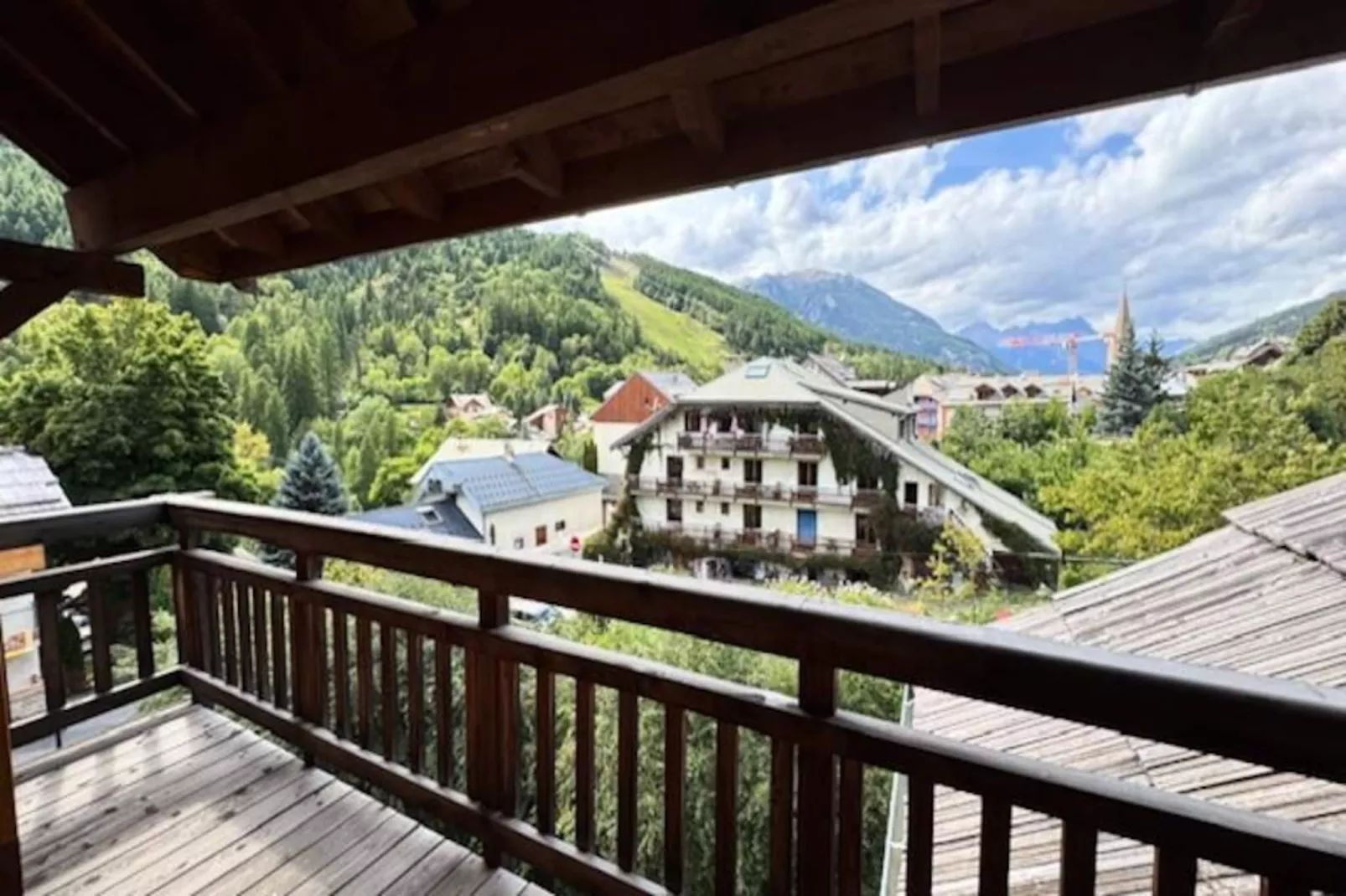 Résidence Eterlou-Niet-getagd