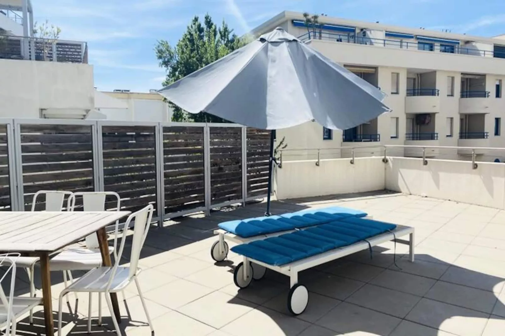 Résidence Terrasse Ensoleill&eacute;e : Appartement 1 Chambre 1 Cabine Vue Mer Terrasse-Niet-getagd