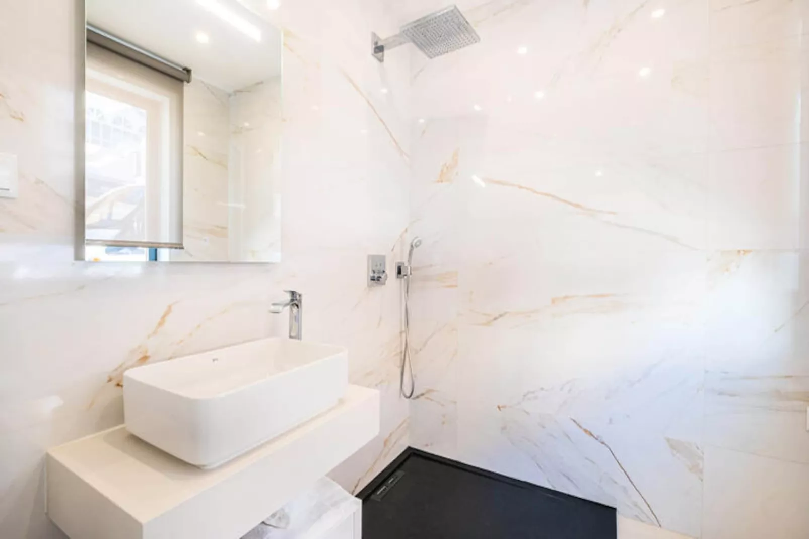 Appartements à Armaçao de Pera-Niet-getagd