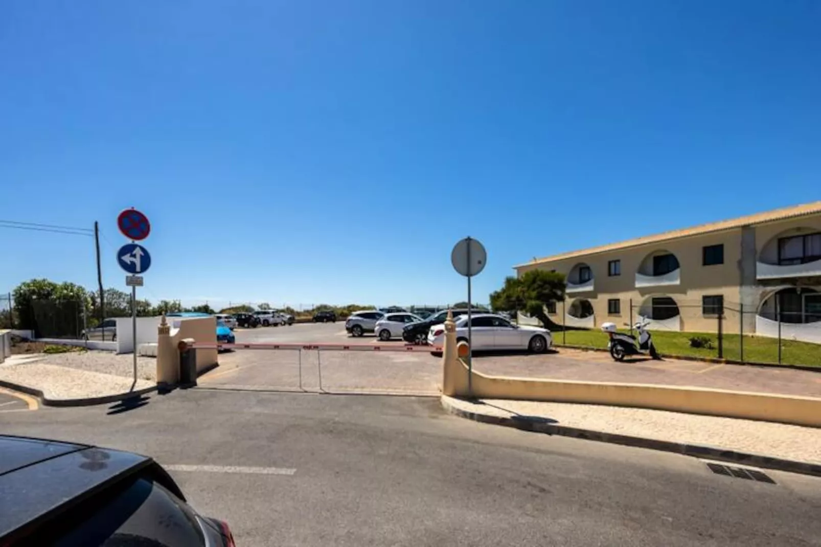 Appartement Melodia Do Mar Directement Sur La Plage De Vale Centeanes !-Niet-getagd