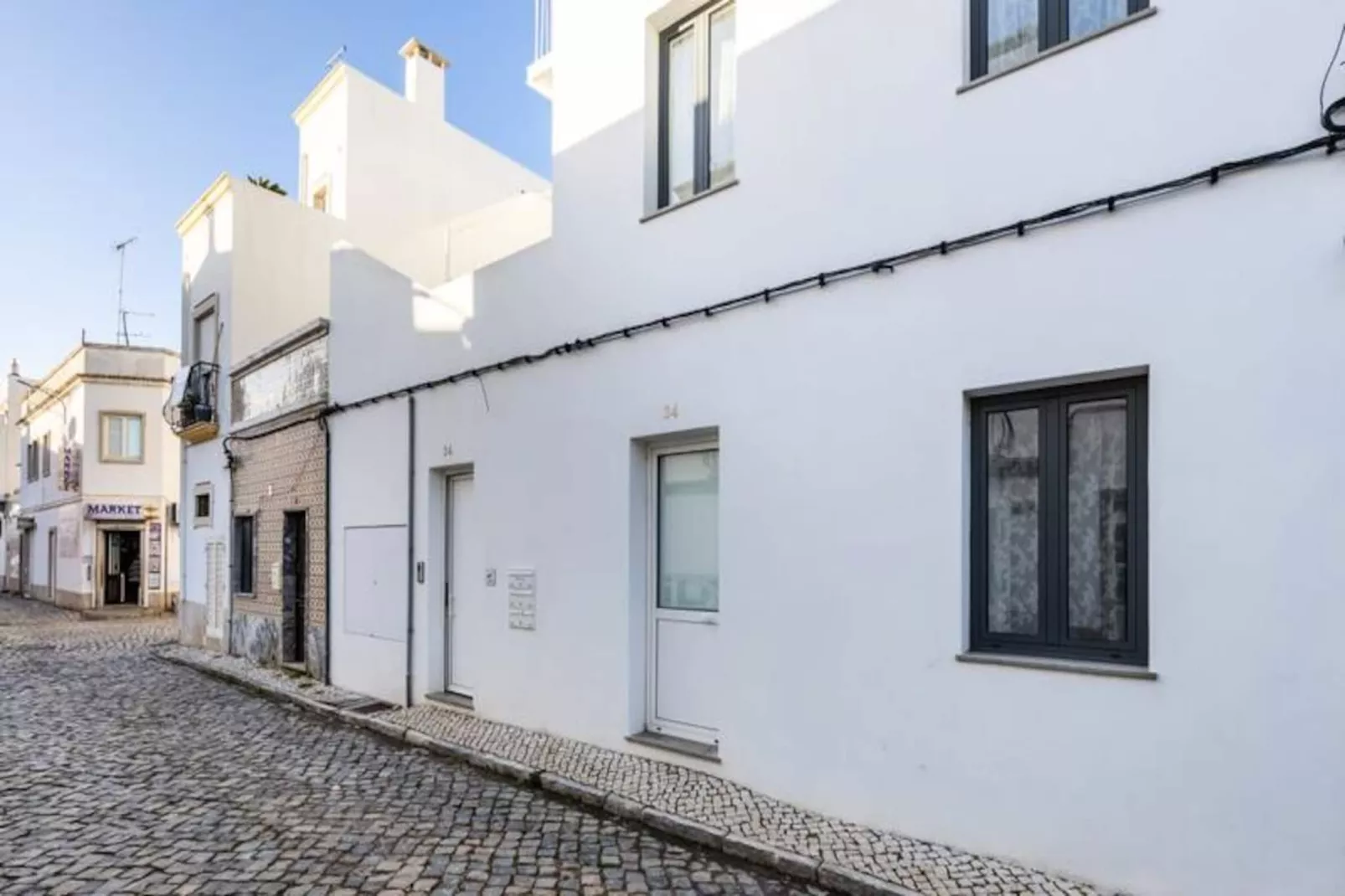 Perdiz Do Mar  - Armona-Niet-getagd