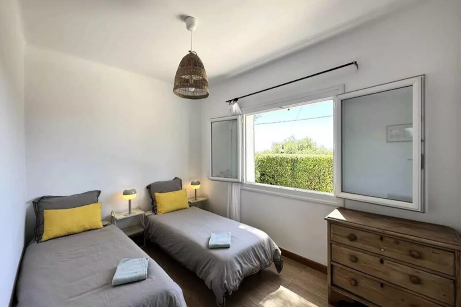 Résidence La Tancade-hyeres-Niet-getagd