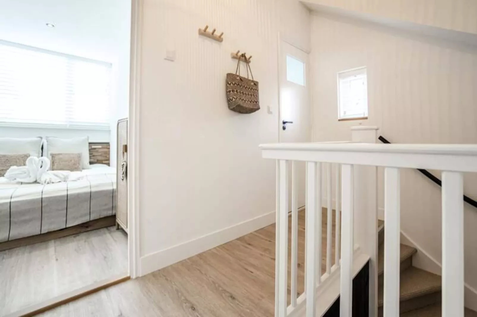 Yucca Beachhouse - Luxury Loft Apartment-Niet-getagd