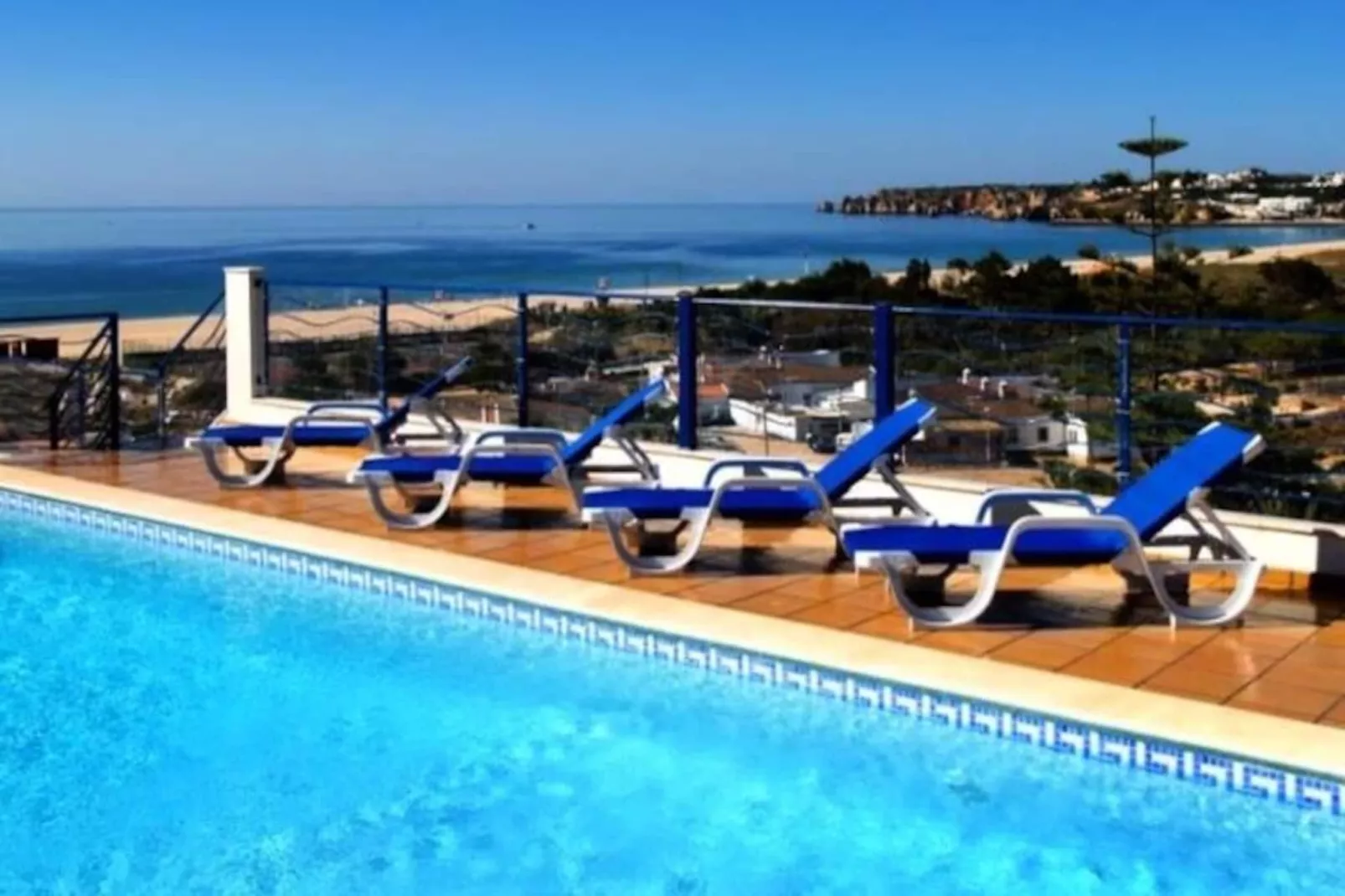 Casa Azul-Niet-getagd