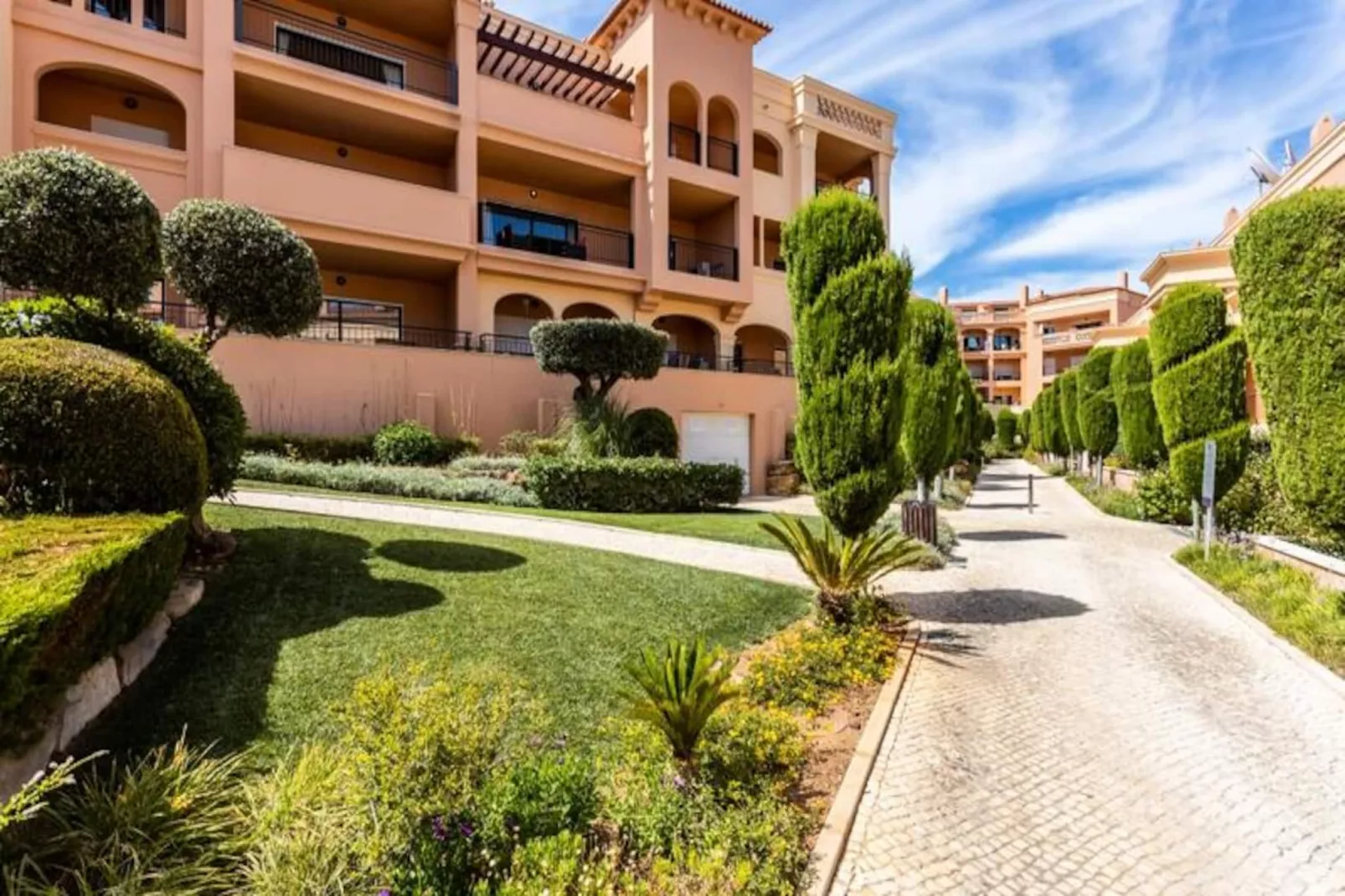 Rock And Sea - Baia Da Luz-Niet-getagd