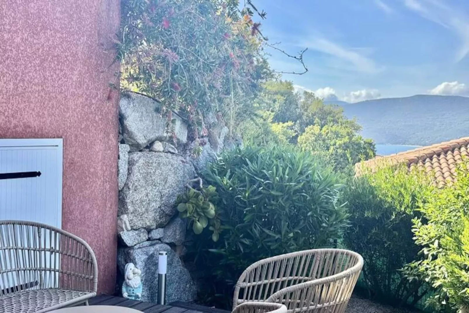 Résidence A Machja-Niet-getagd