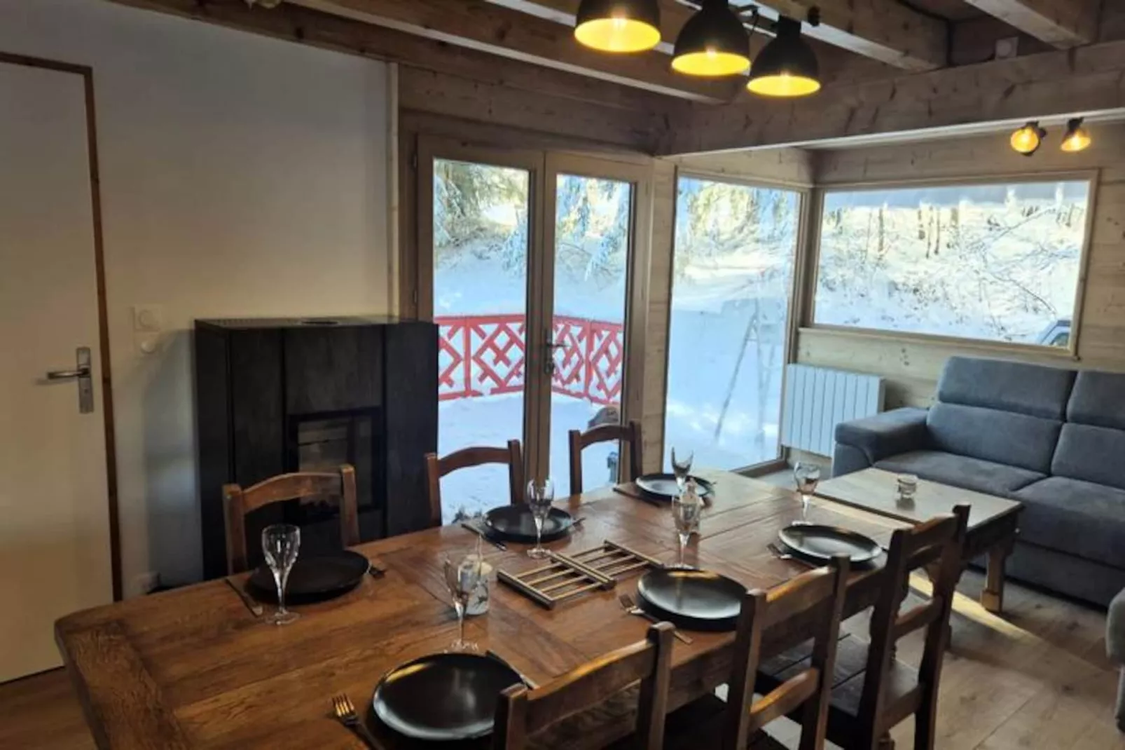 Nouveau ! Magnifique Chalet Nordique à La Féclaz - Idéal Pour 6 Personnes-Niet-getagd