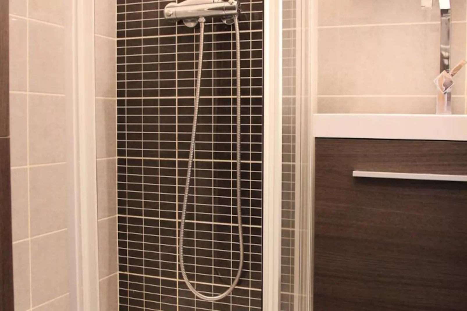 Résidence Lac Du Lou-Niet-getagd