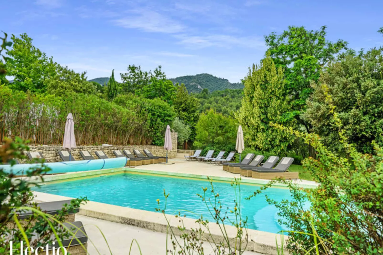 Loggia 1 Olivier | R&eacute;sidence Les Petitons-Niet-getagd