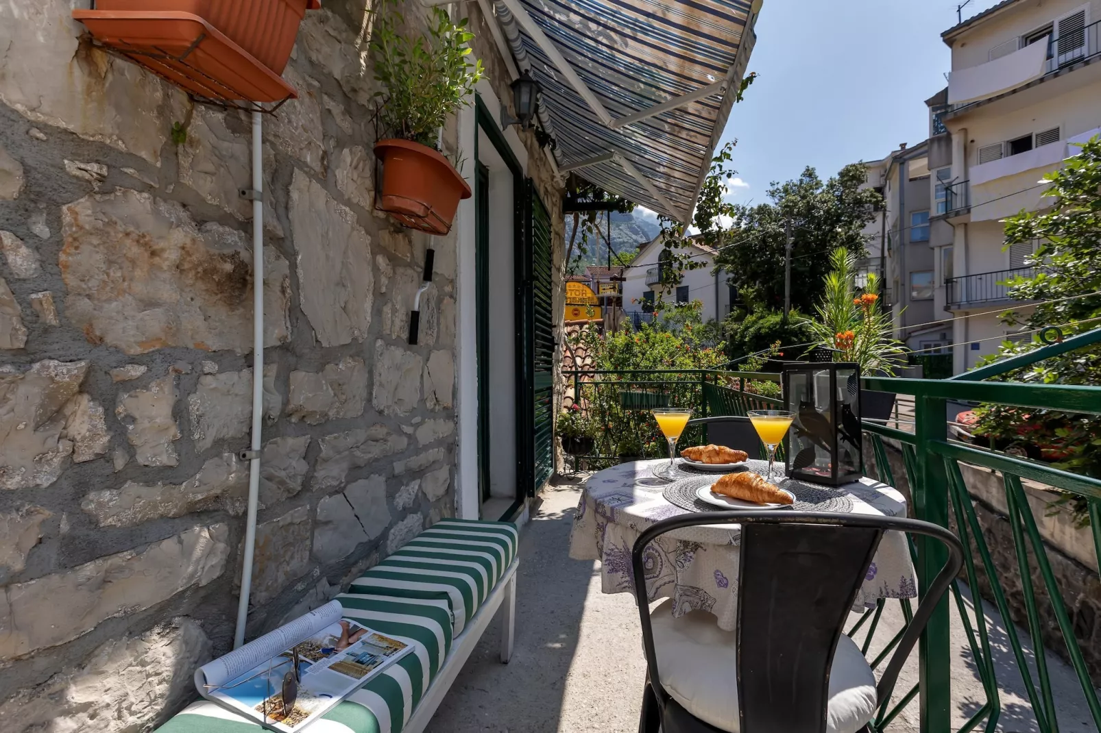 Apartments Kata - Three Bedroom Apartment with Balcony-Terrasbalkon