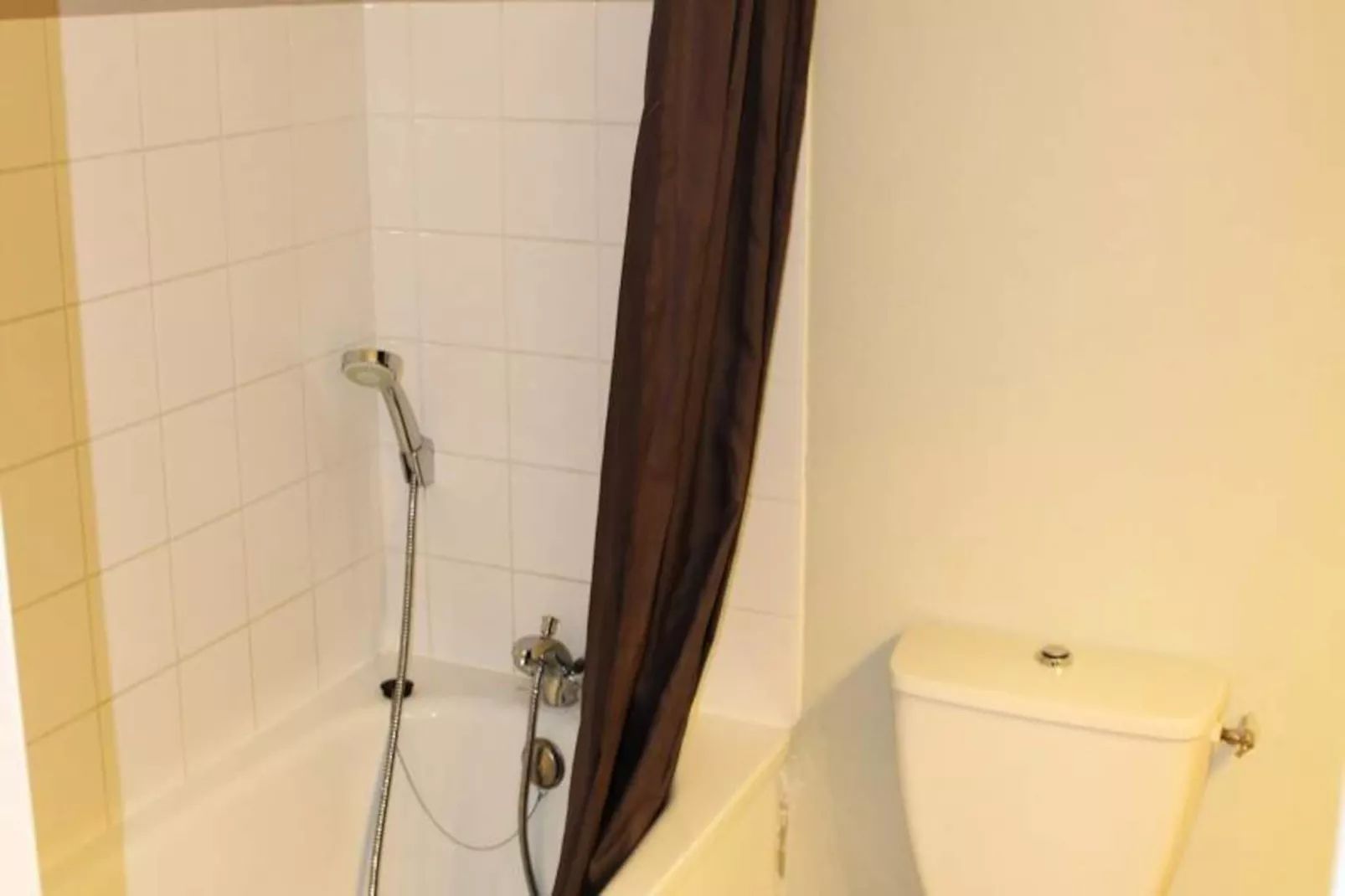 Les Chalets De Superd Fraxinelle-Niet-getagd