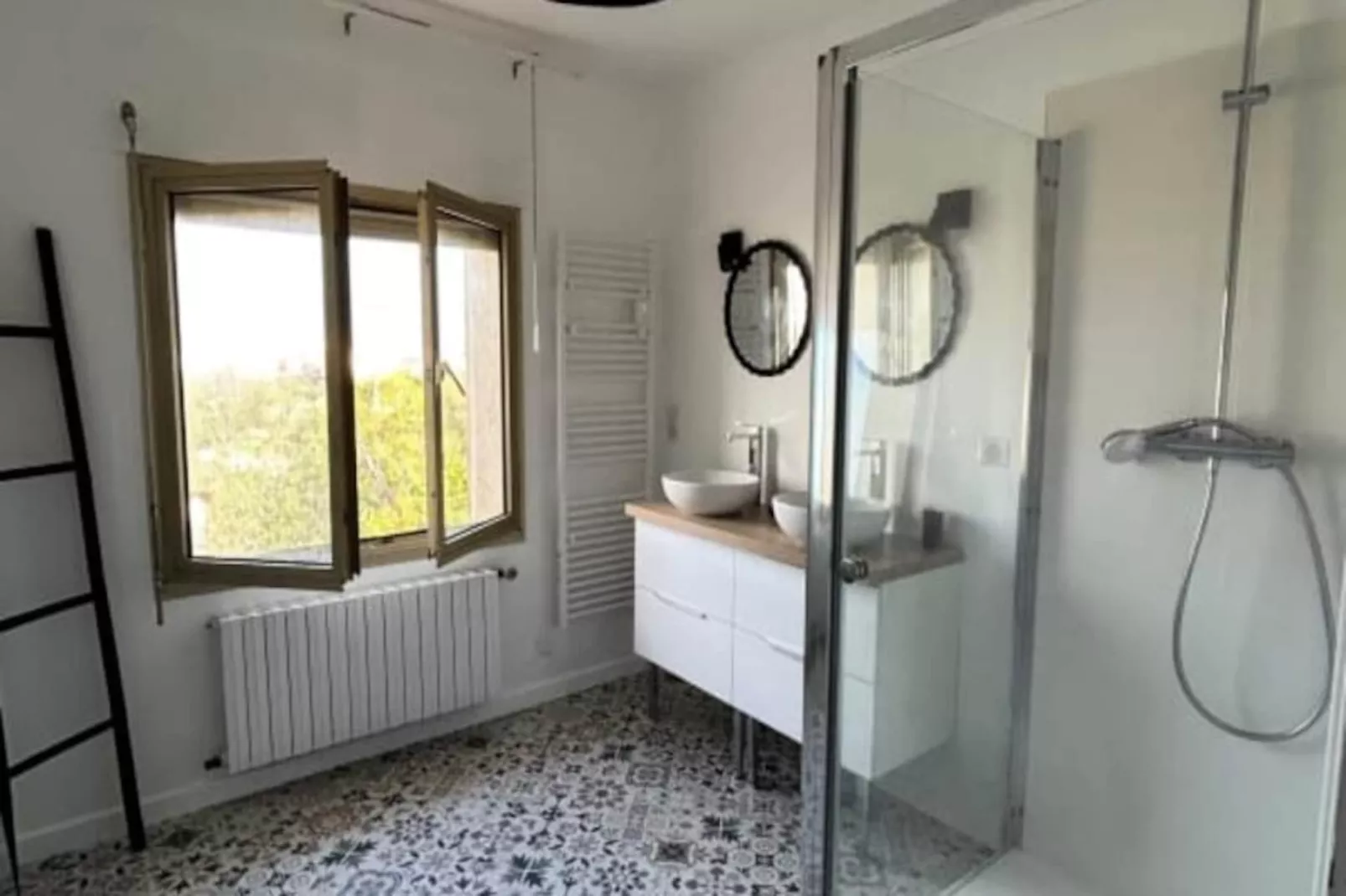 Villa Secret Du Jardin Face &agrave; La Mer-Niet-getagd