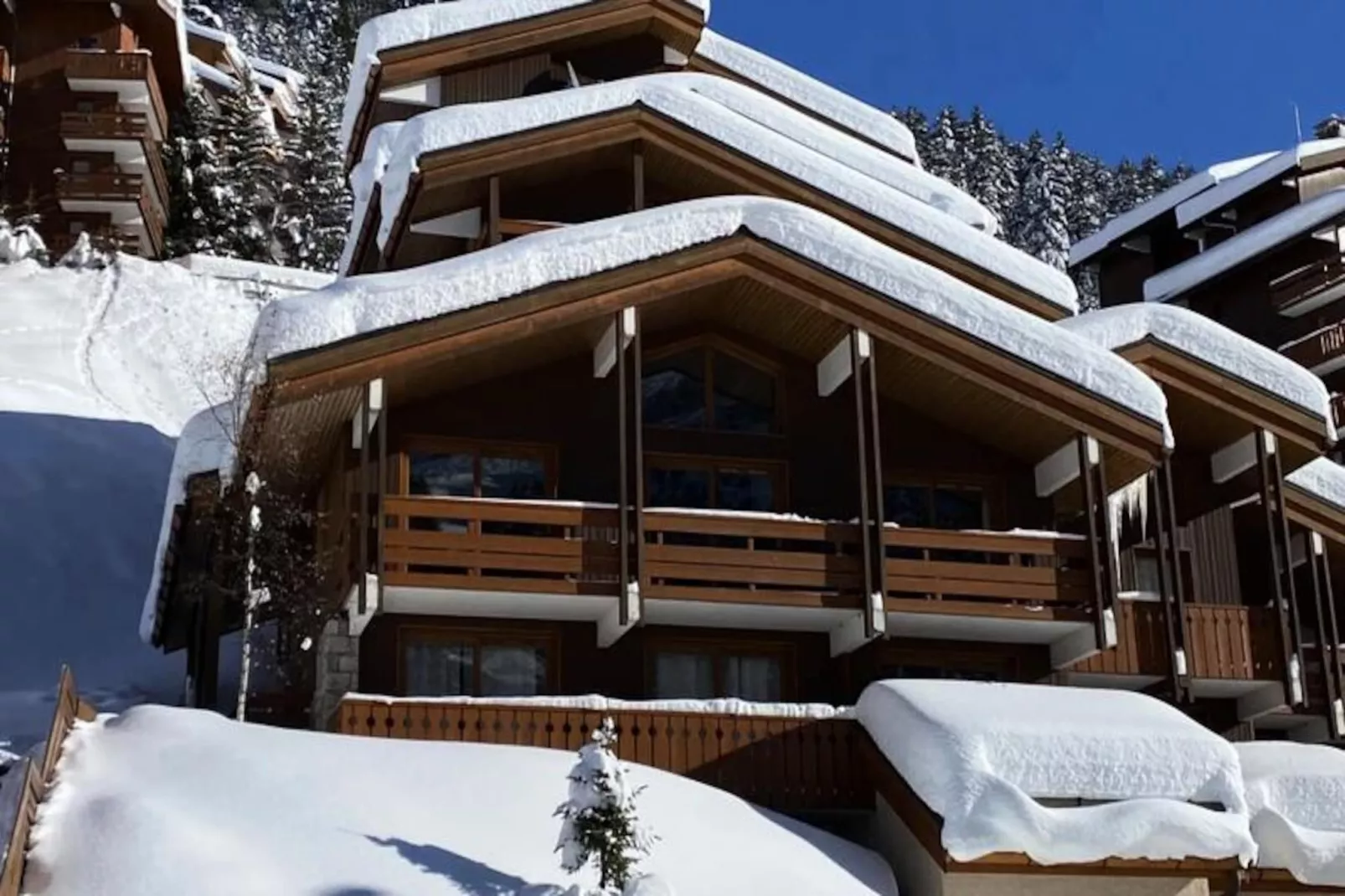 Sherpa 18 Sur Le Front De Neige De Mottaret-Niet-getagd