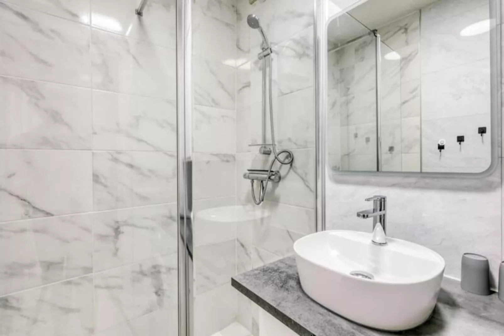 Résidence ✨ Le Diamant Du Soleil • Vue Mer • Neuf • Centre-ville & Parking 🌴-Niet-getagd