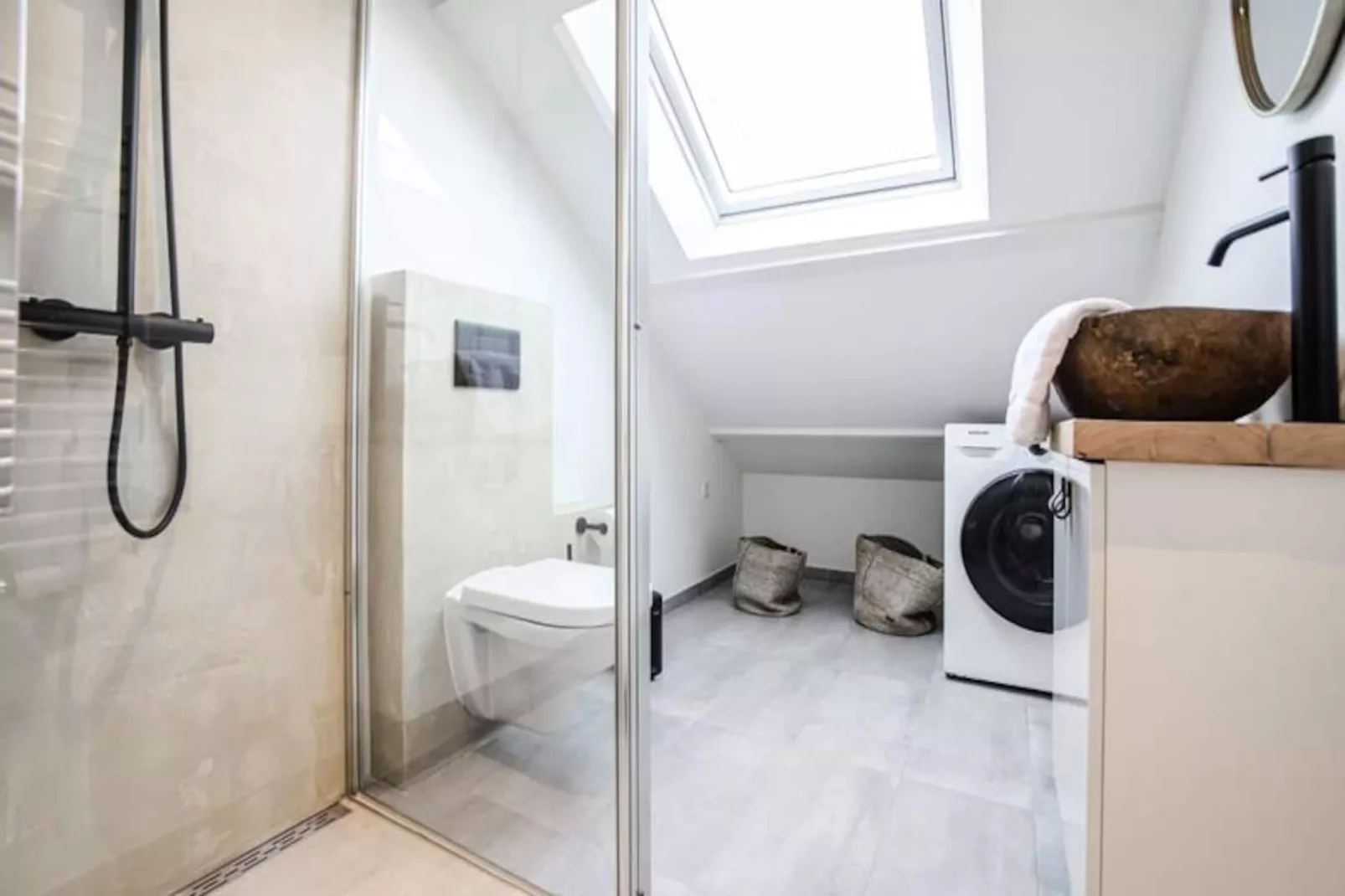 Yucca Beachhouse - Luxury Loft Apartment-Niet-getagd