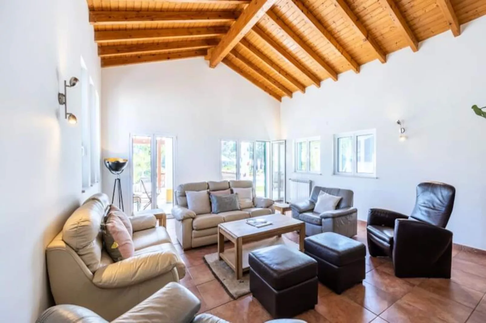 Casa May-Niet-getagd