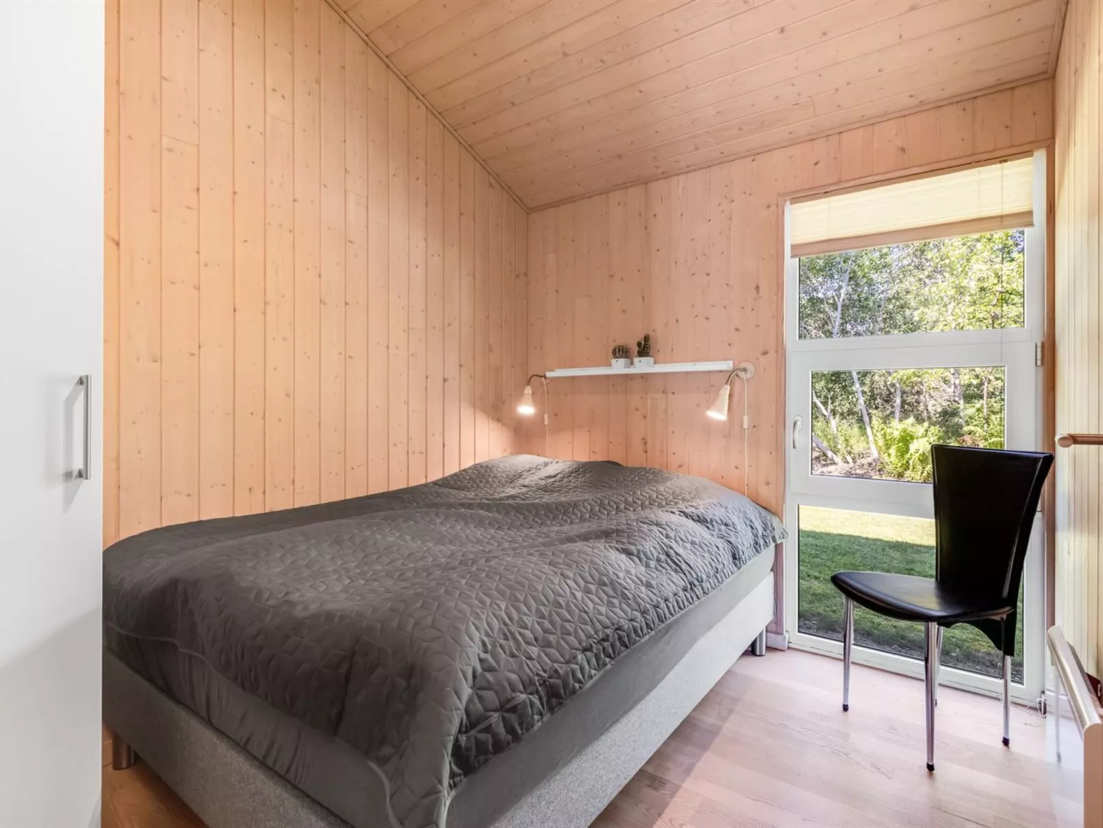 "Arny" - 1.5km from the sea-Binnen