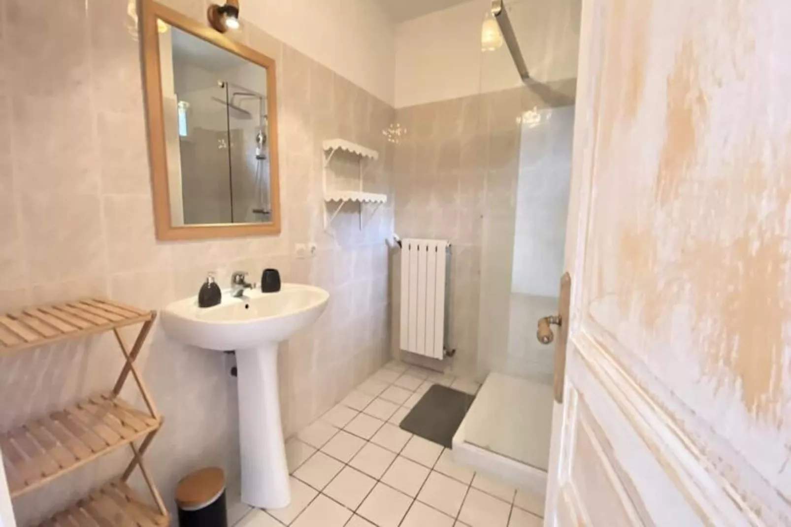 84b7 - Logement Dans Mas De Charme Du Xviii&egrave;me Si&egrave;cle-Niet-getagd