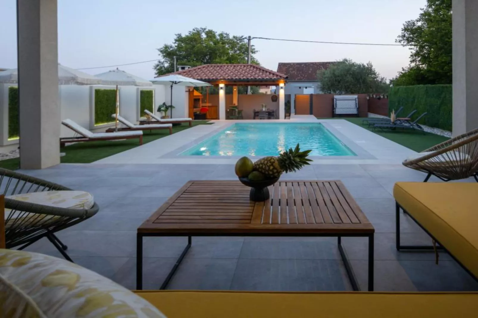 Lux Vintage House Bella Vita Biograd na Moru with Pool-Buitenlucht