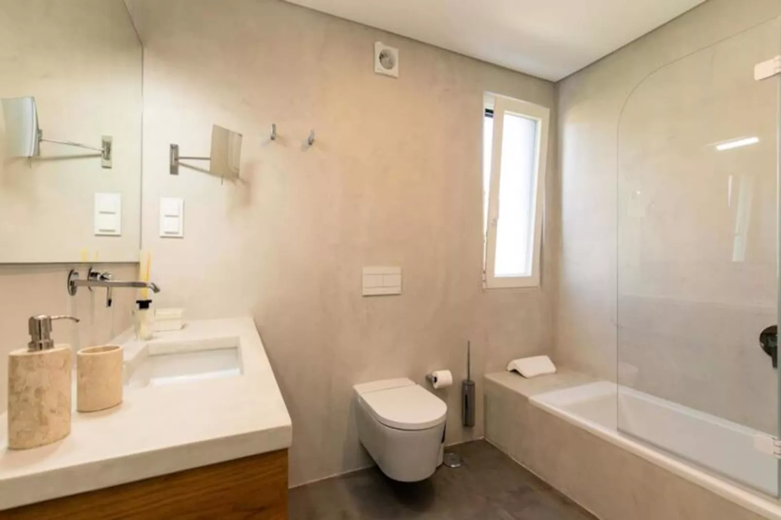 Vale De Agua-Niet-getagd