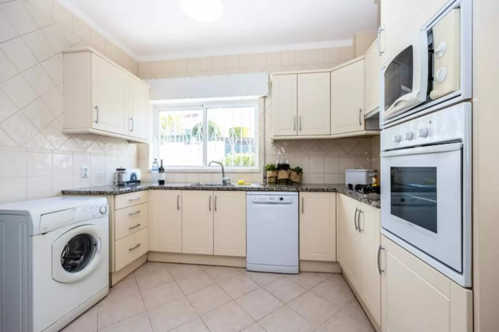 Villa Dos Netos Albufeira-Niet-getagd