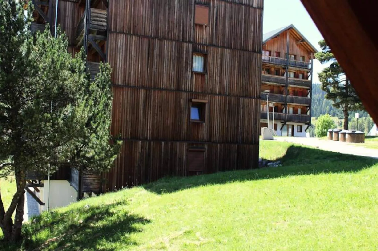 Les Chalets De Superd Dauphinelle-Niet-getagd